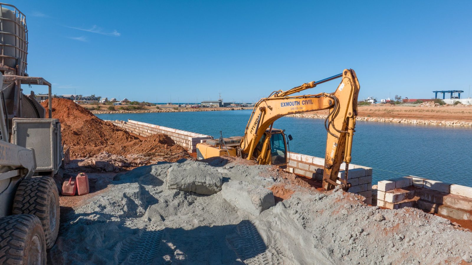 Make The Waterfront Lifestyle Your Own