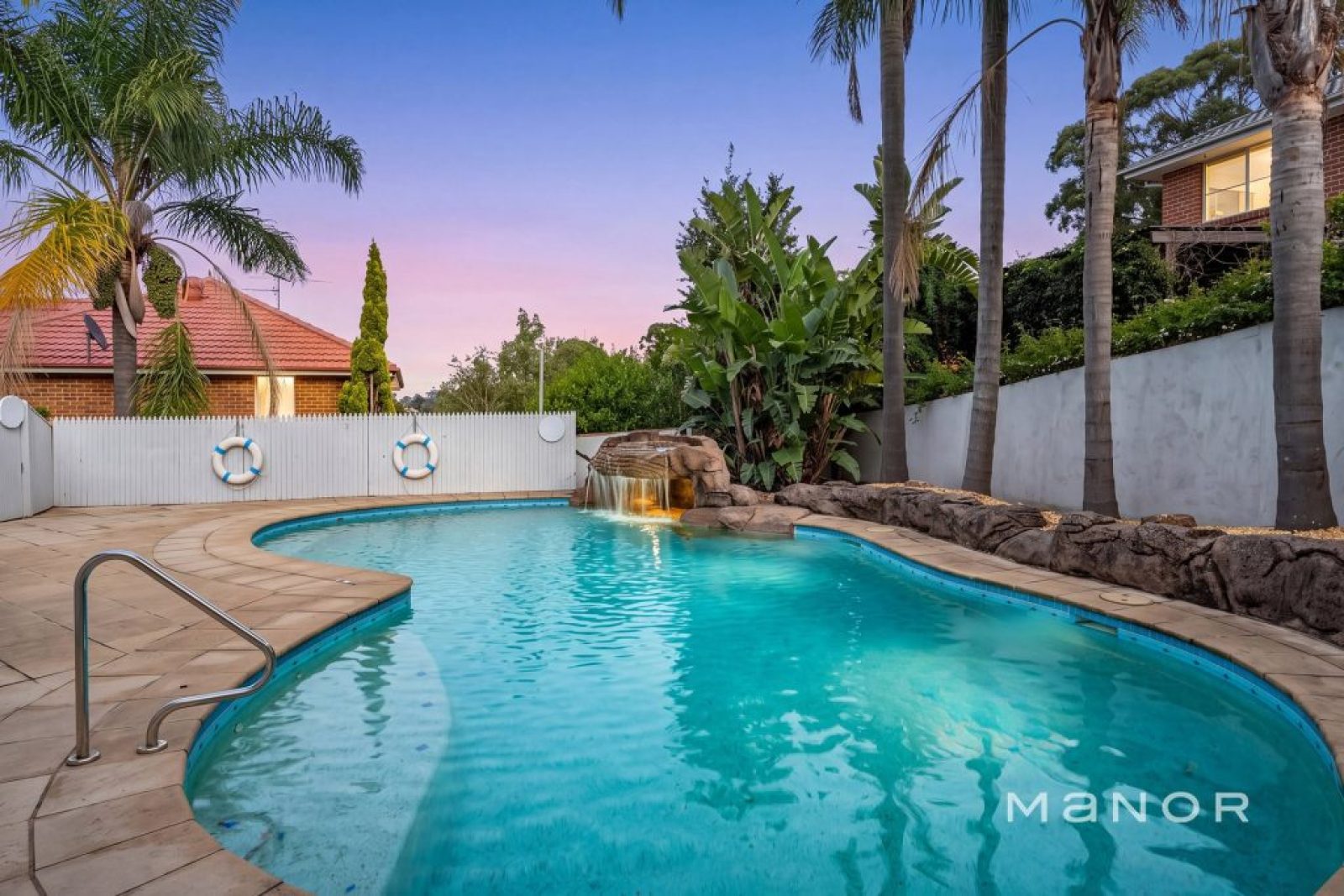 25 Scenic Grove, Glenwood