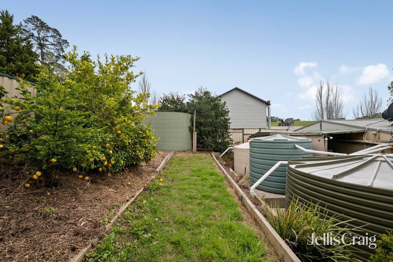 1925 Melba Highway, Dixons Creek
