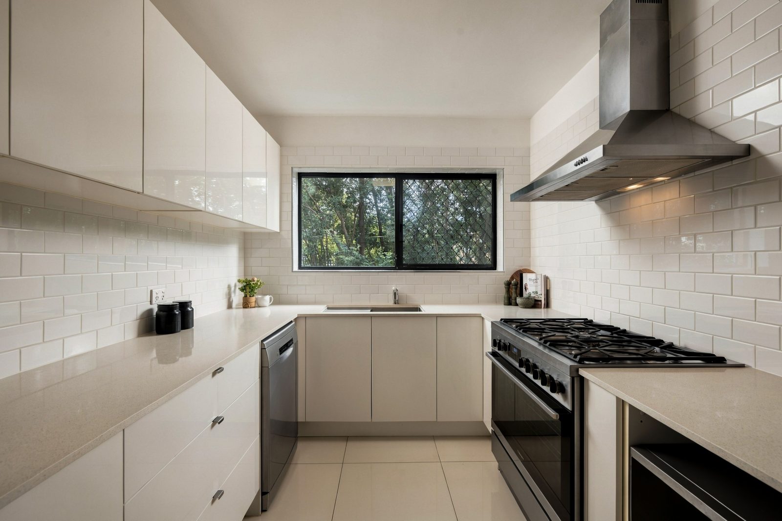 Spacious, Light-Filled Living in a Prime Clayfield Position