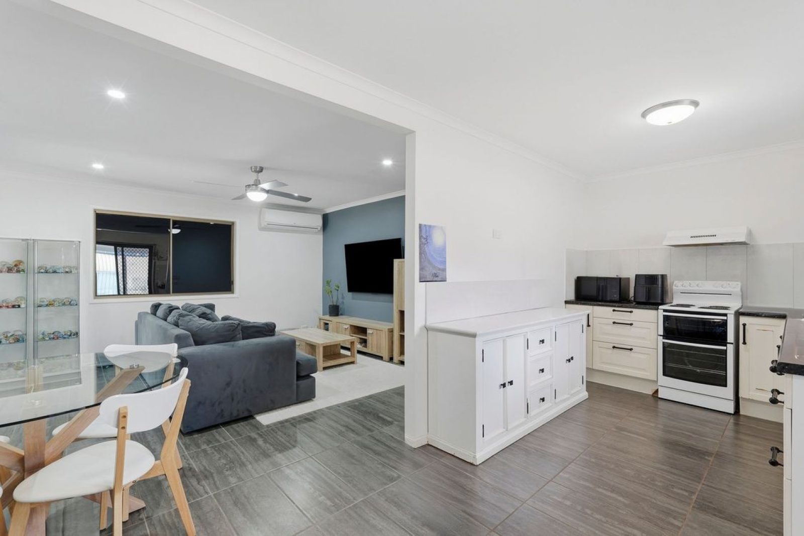 SPACE, POTENTIAL & CONVENIENCE - YOUR NEXT CHAPTER STARTS HERE!