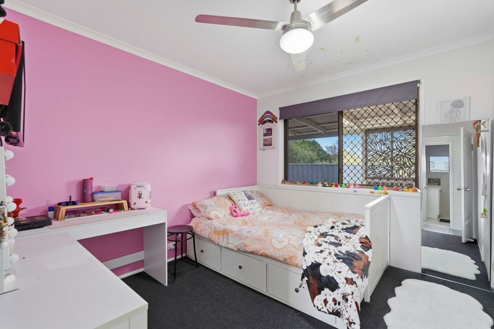 SPACE, POTENTIAL & CONVENIENCE - YOUR NEXT CHAPTER STARTS HERE!