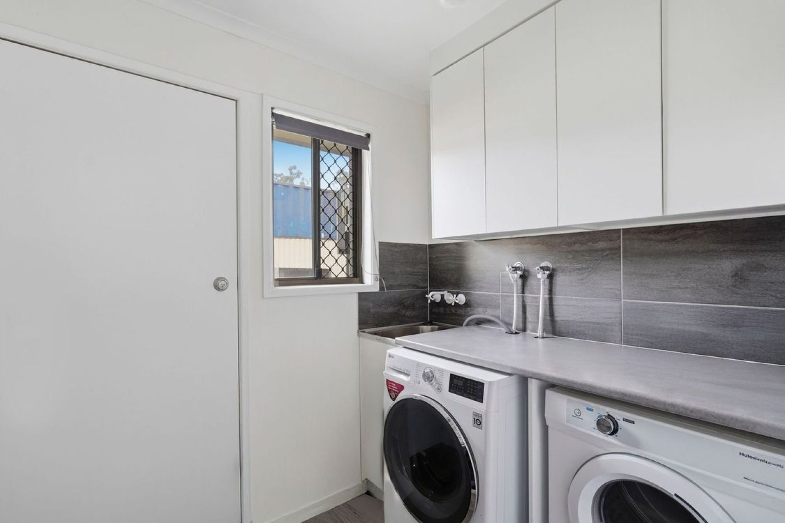SPACE, POTENTIAL & CONVENIENCE - YOUR NEXT CHAPTER STARTS HERE!
