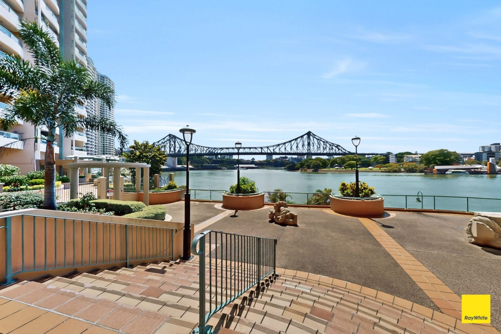 Prestigious Riverfront Living with Spectacular Story Bridge Views - 116sqm