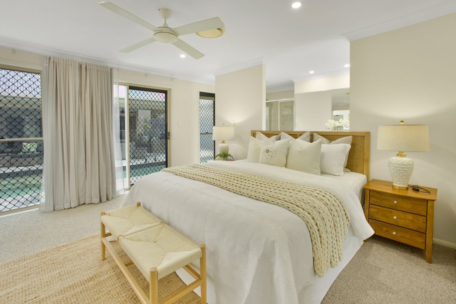 600mÂ², Poolside Living & Room for All the Toys