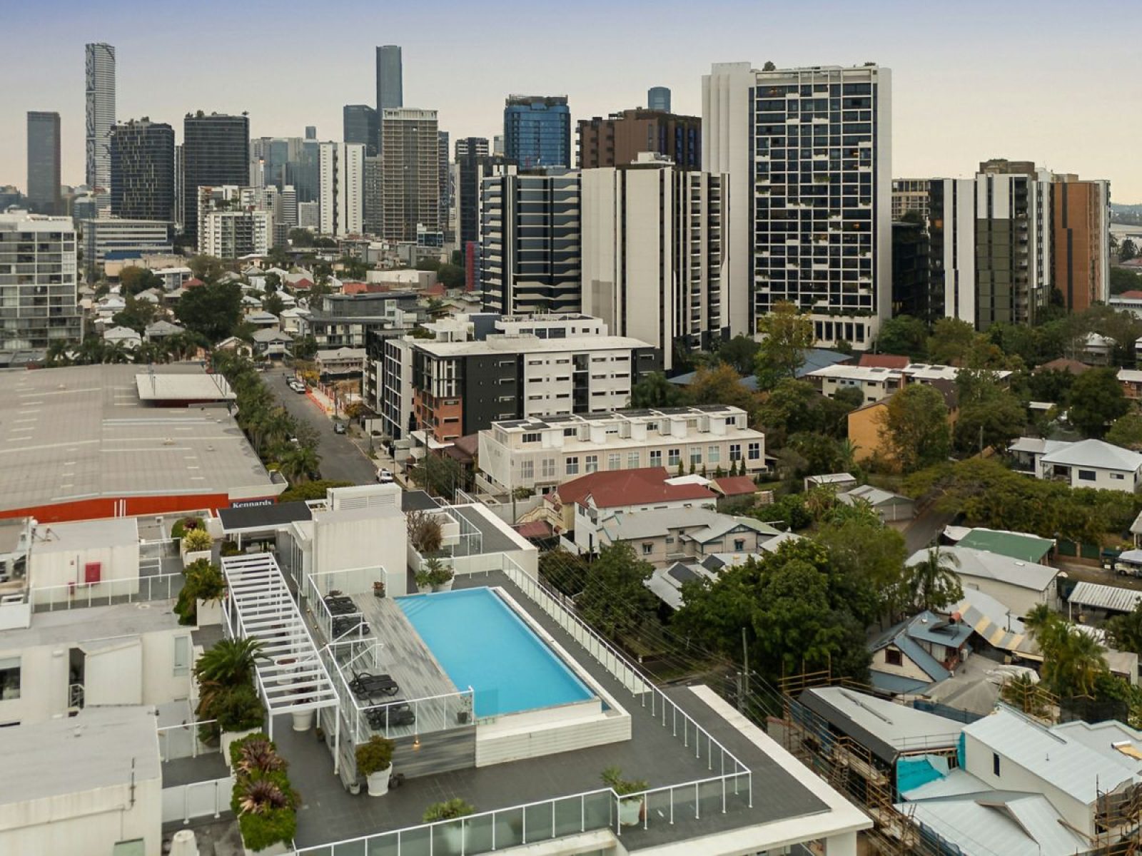 417/8 Bank Street, West End Offers from QLD 4101