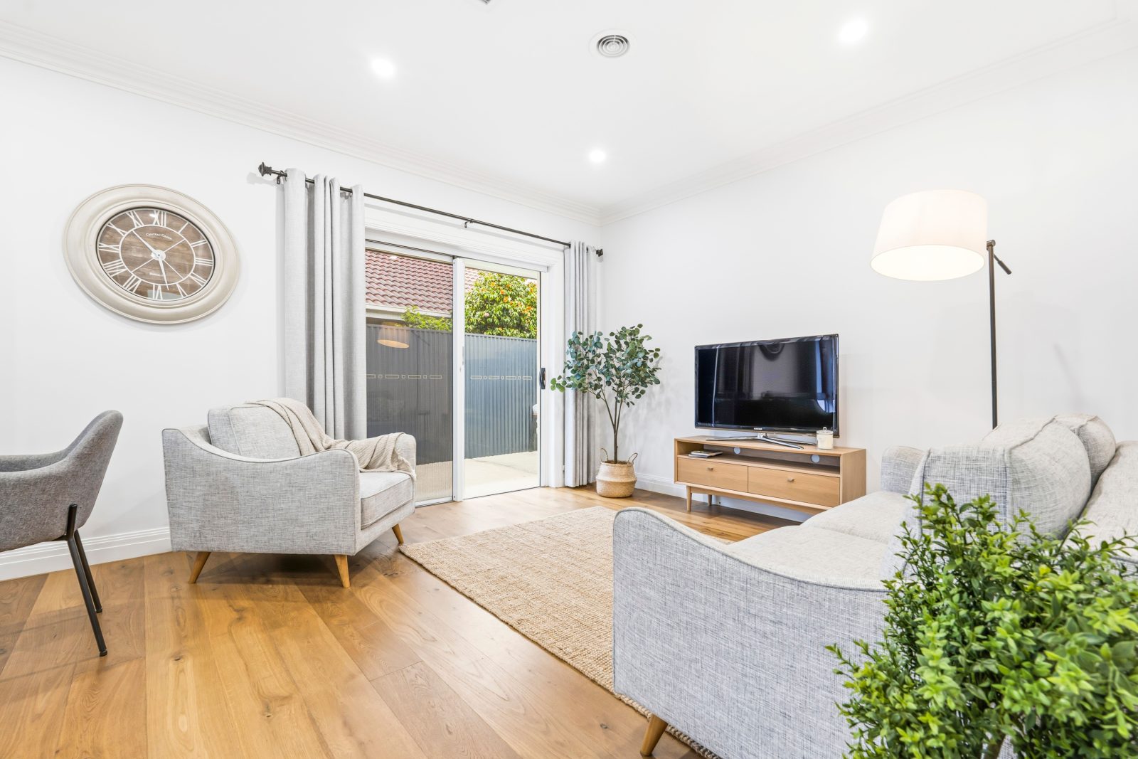 Effortless Coastal Luxury Meets Total Convenience