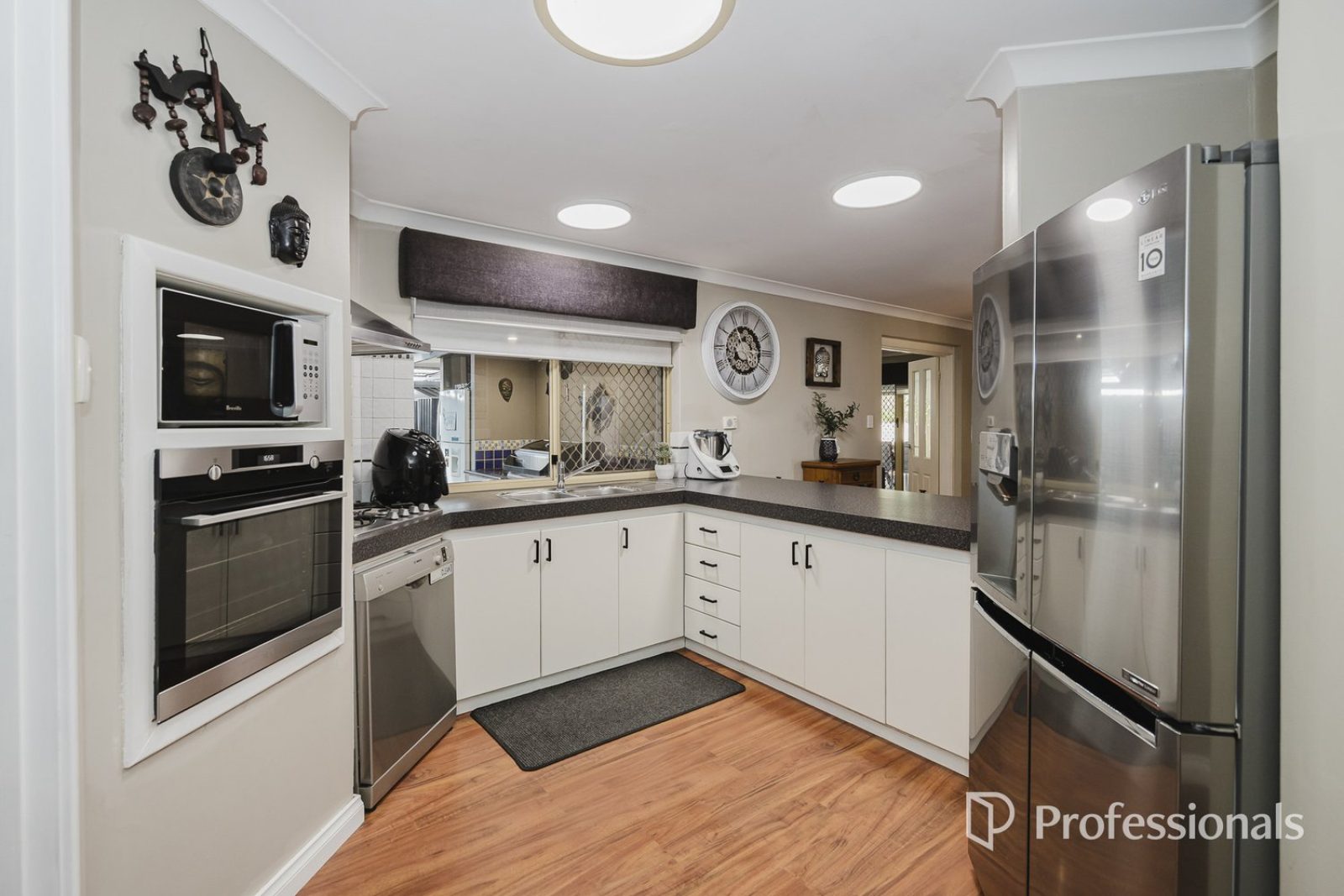 19 Burham Court Marangaroo WA
