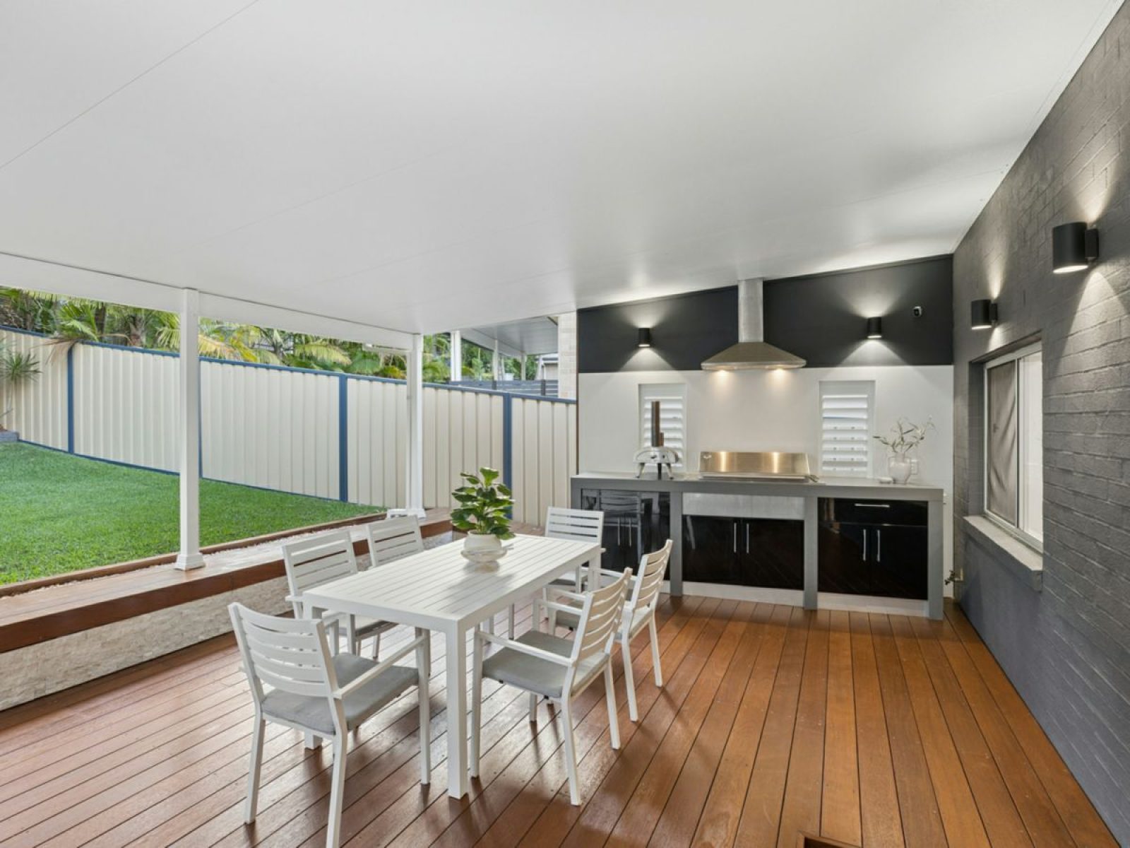 1 Seacres Close, Wadalba NSW 2259