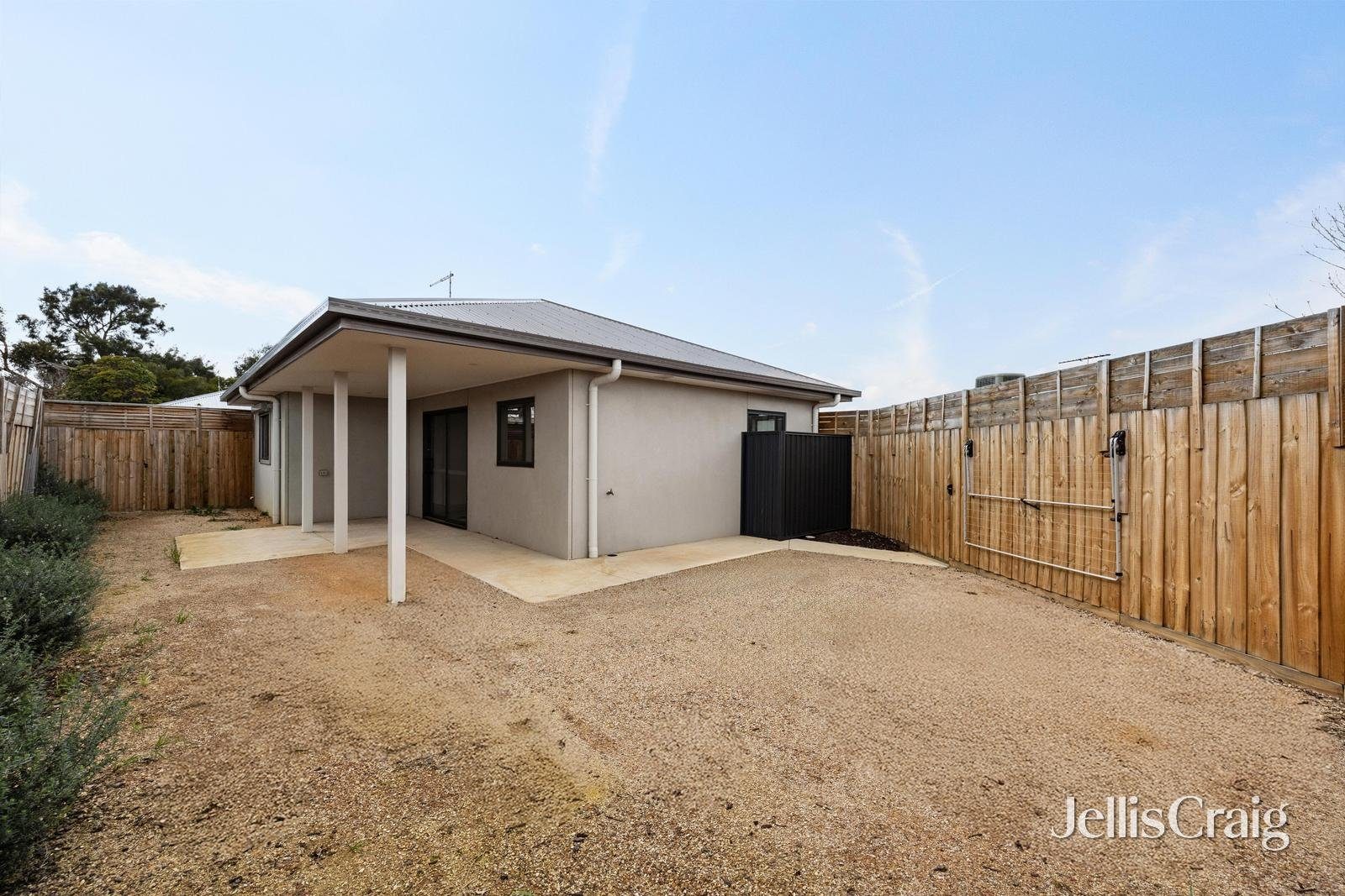 5 Windsor Place, Melton West