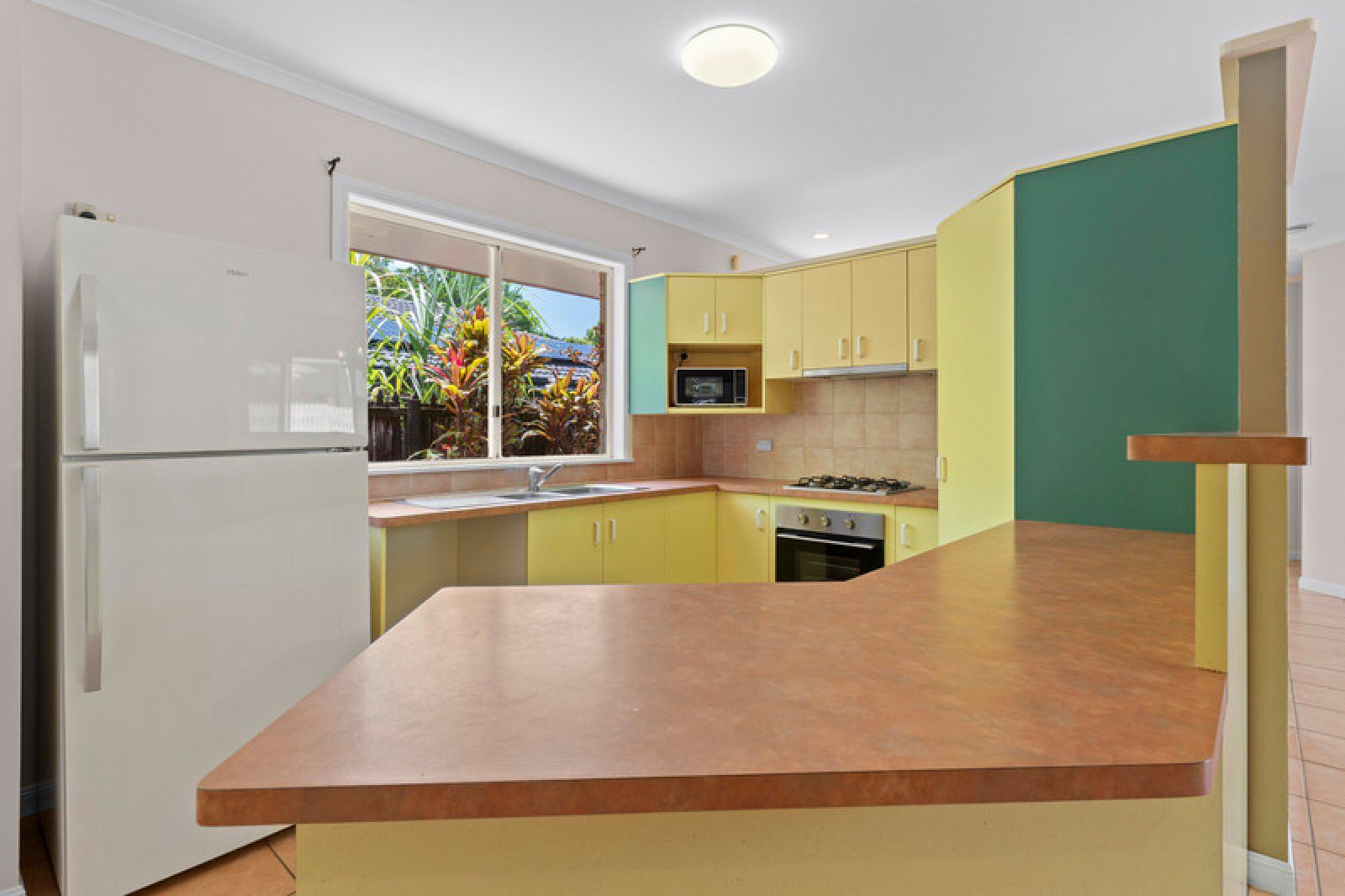 5 Melia Close, Mount Sheridan QLD 4868