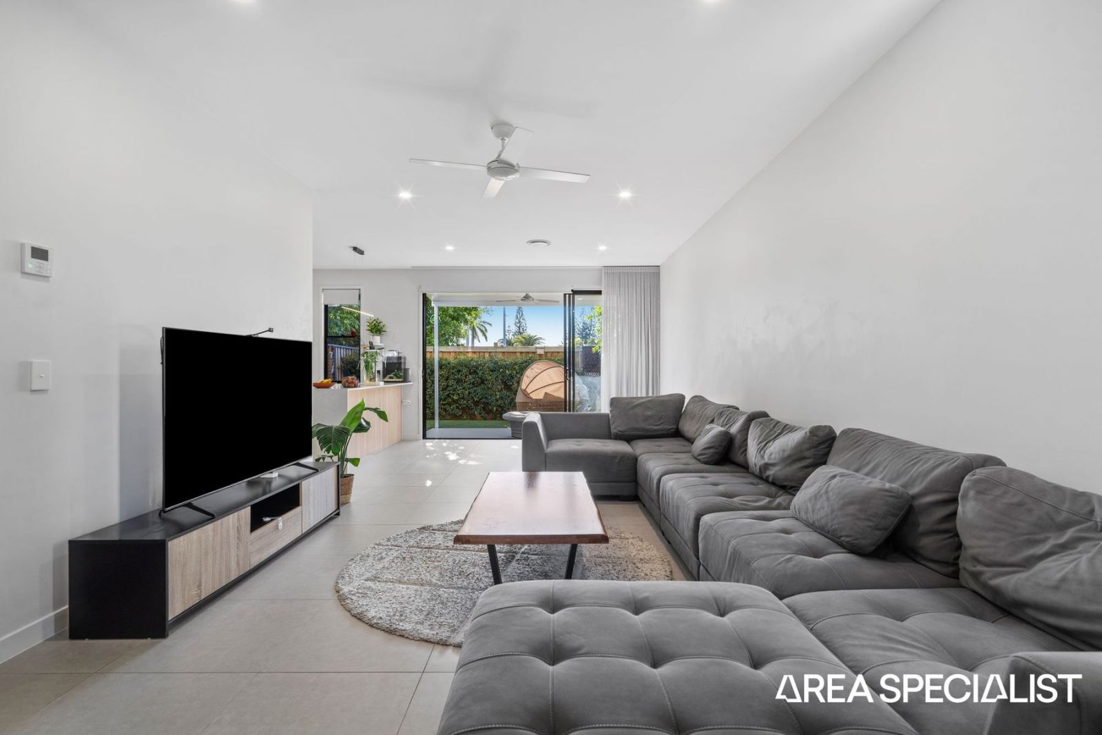 37/1 Lake Serenity Boulevard, Helensvale QLD 4212