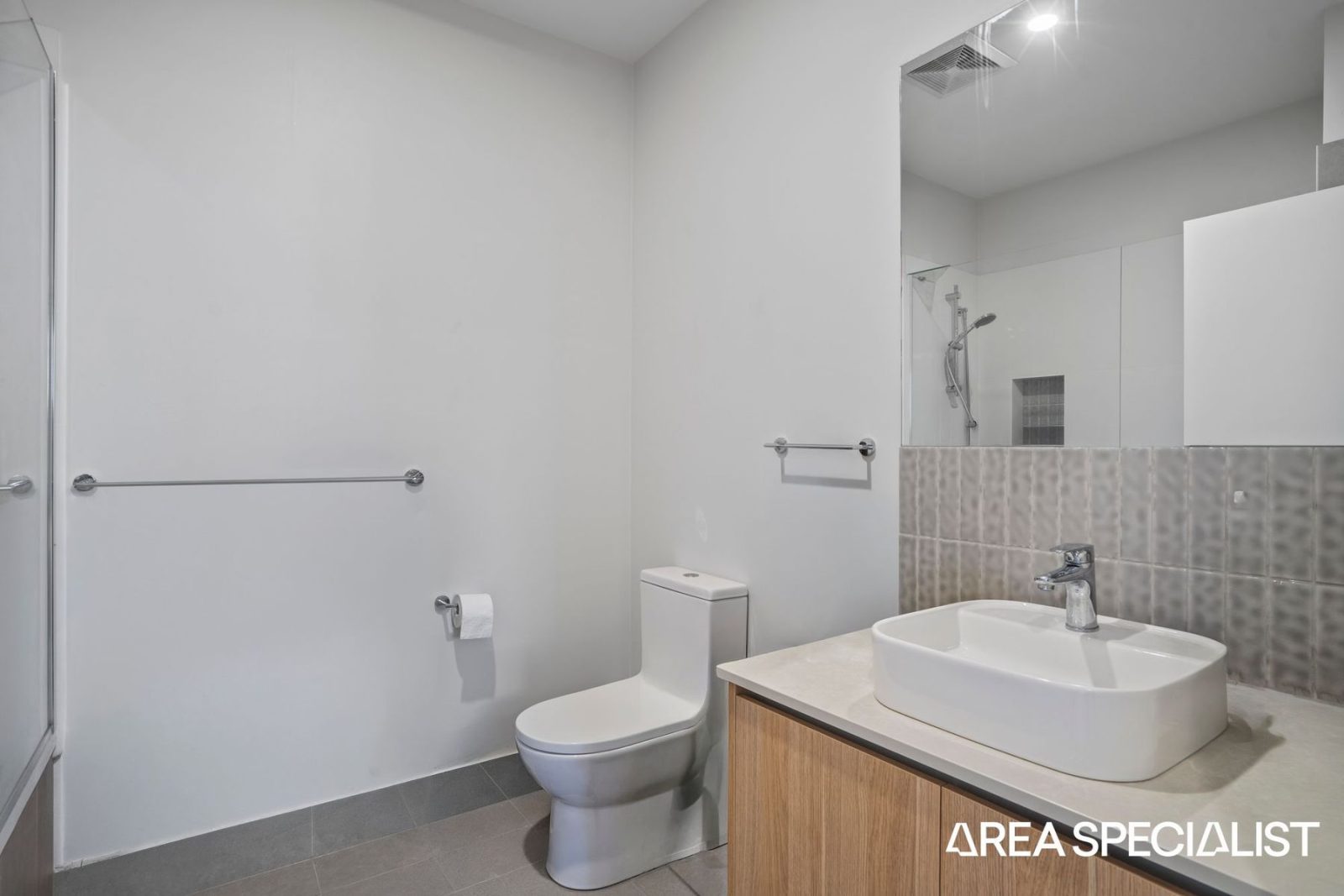 37/1 Lake Serenity Boulevard, Helensvale QLD 4212