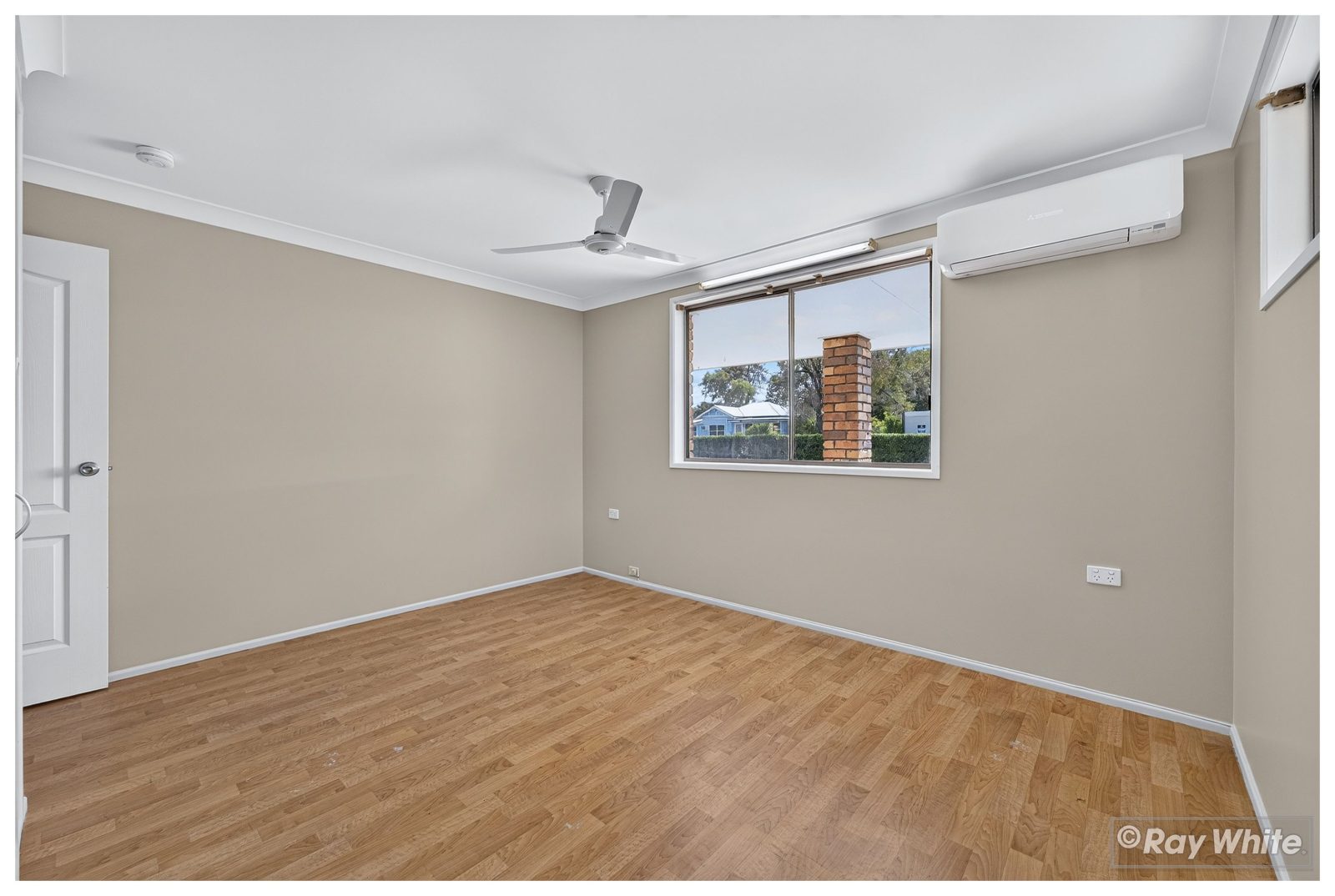 Triple Car Accommodation, Granny Flat & So Much More