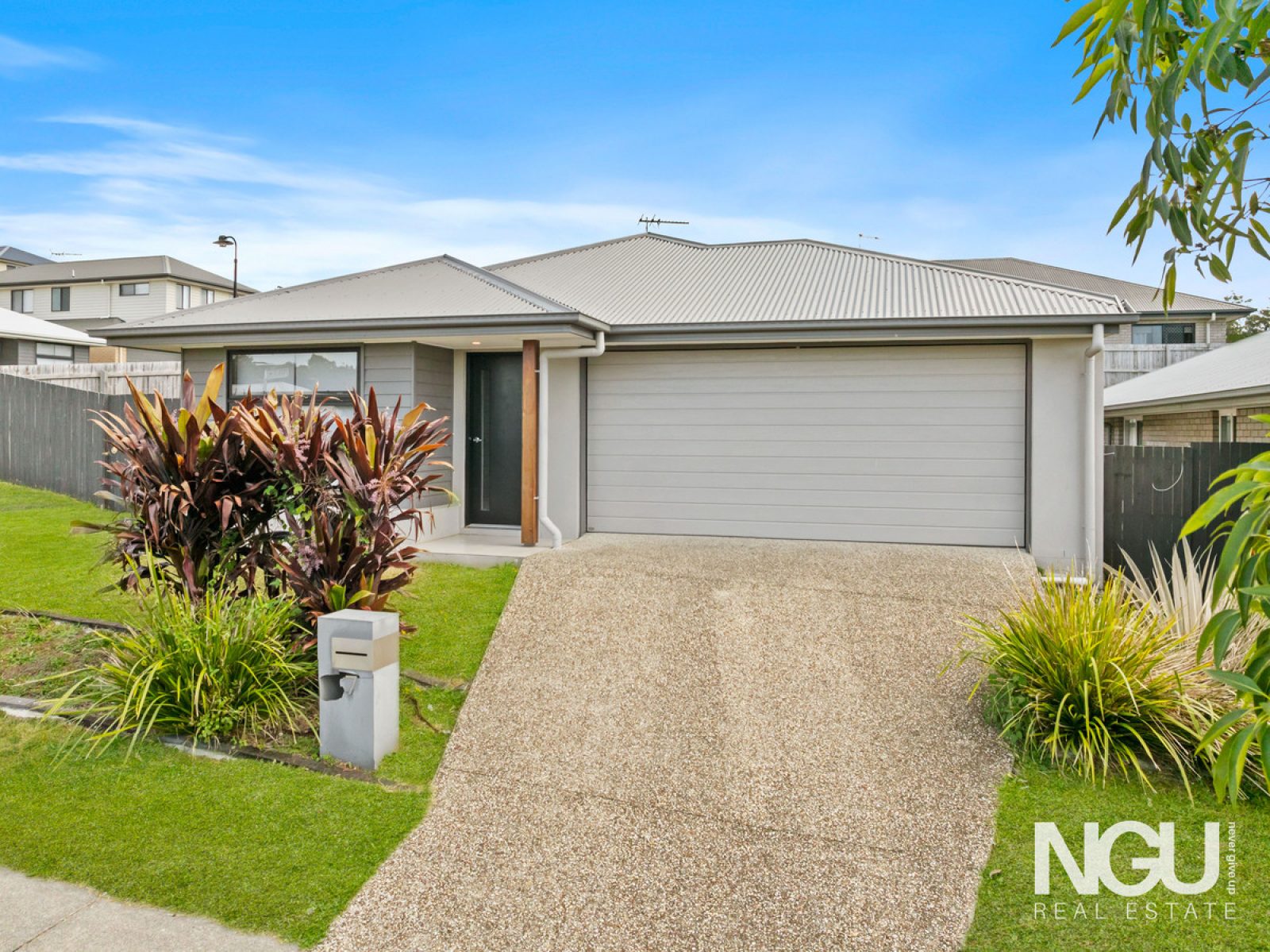 7 Peel Street, Holmview QLD 4207