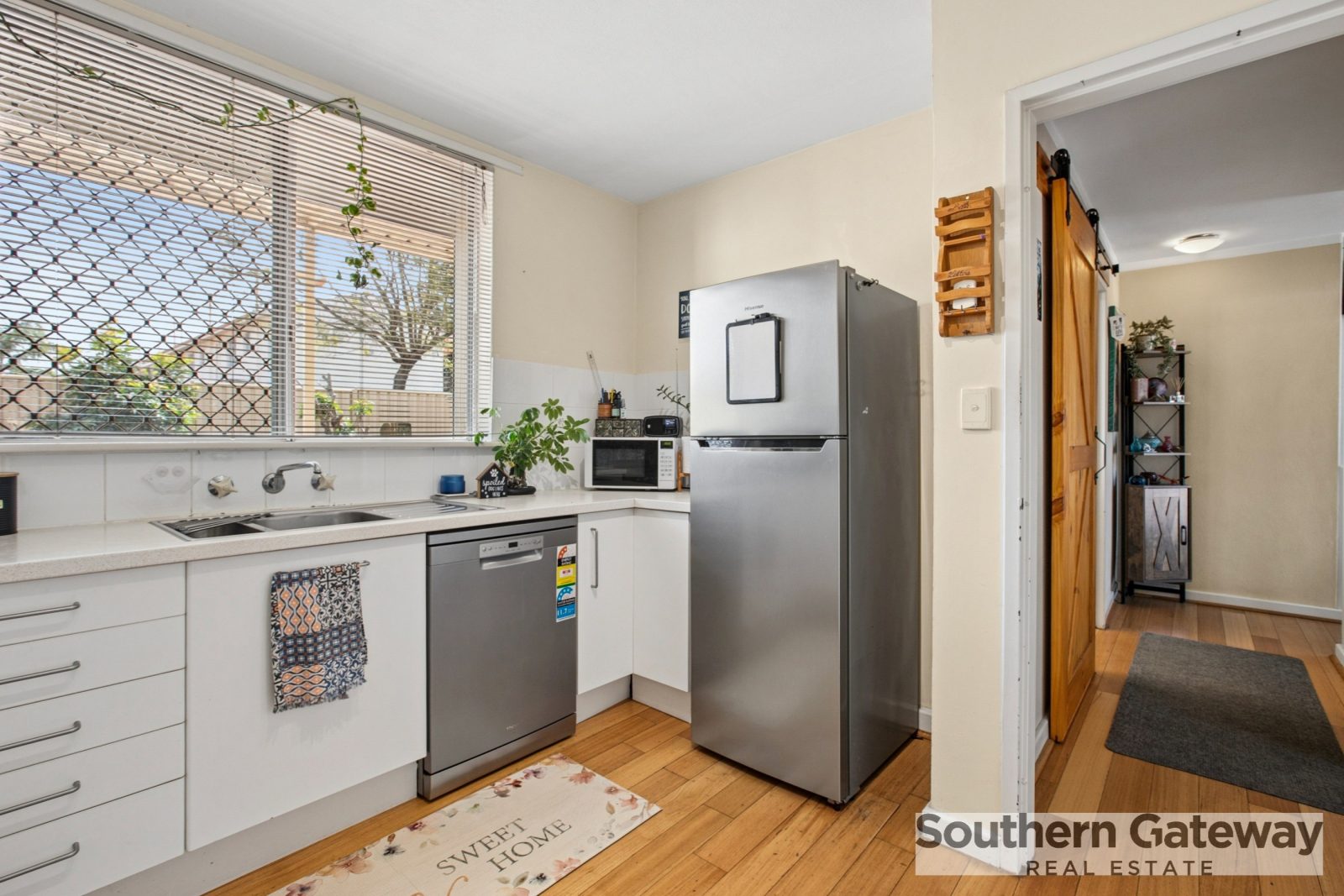 99 Sulphur Road, ORELIA WA 6167