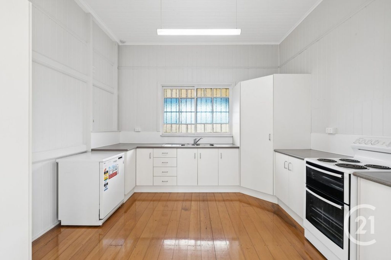 Timeless Queenslander Charm on 1012mÂ² â "Trinavale"