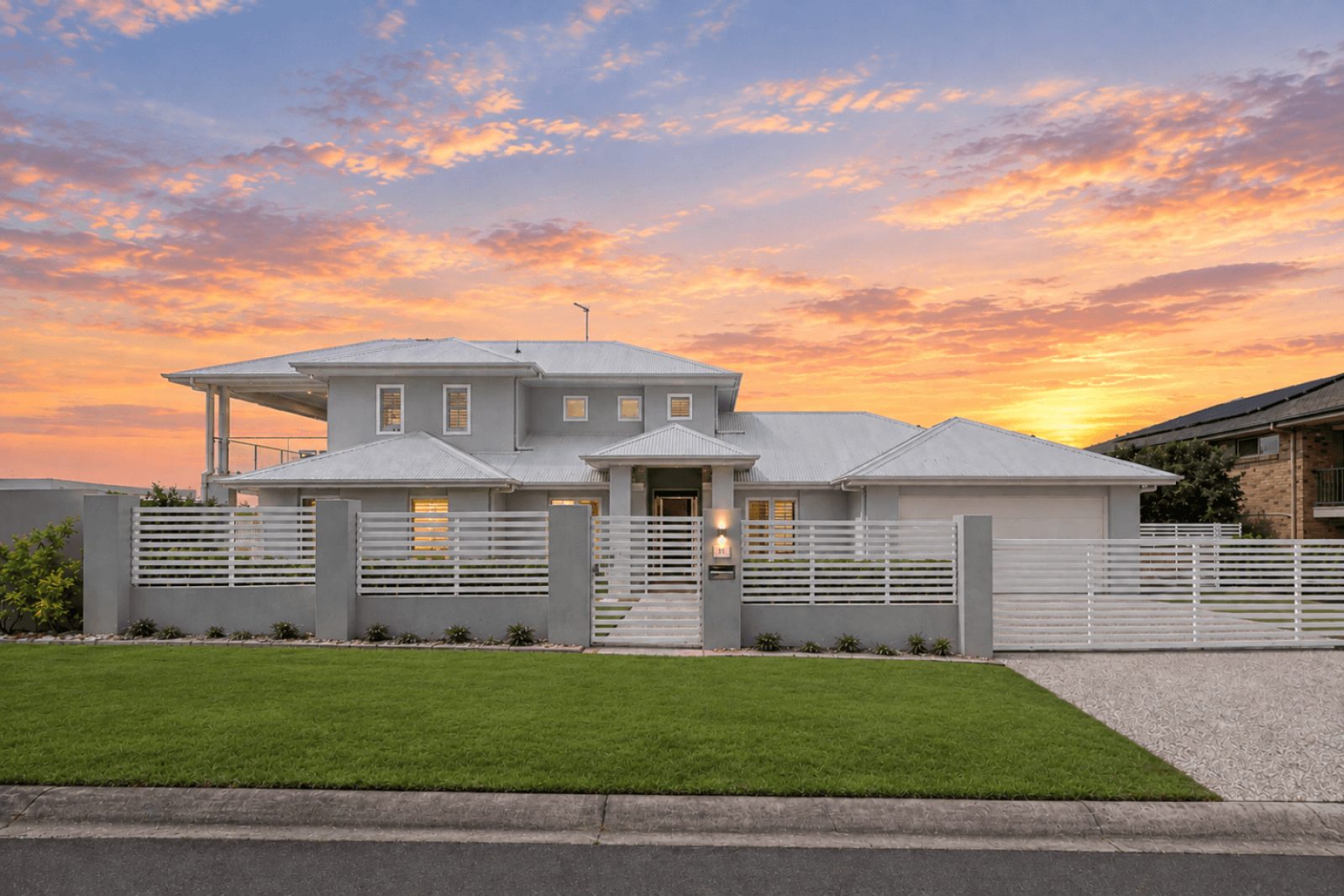 15 Brampton Close Redland Bay QLD 4165