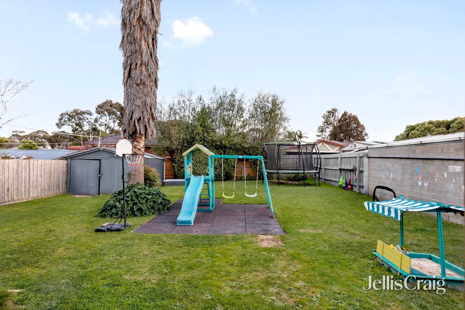 136 Nepean Street, Greensborough