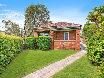 6 Meriton Street, GLADESVILLE NSW 2111