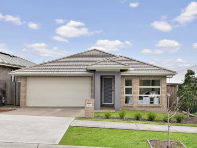 24 Mclaurin Avenue, ORAN PARK NSW 2570