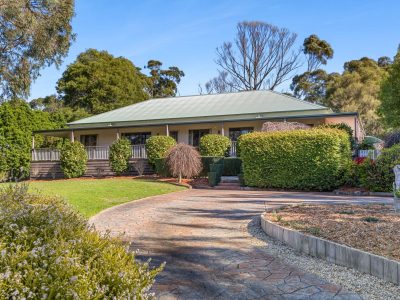 10-11 Parkhaven Court, HEALESVILLE VIC 3777