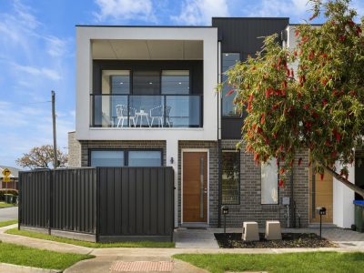 28 Lewis Crescent, WOODVILLE WEST SA 5011