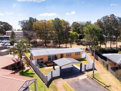 1 Petal Street, RANGEVILLE QLD 4350