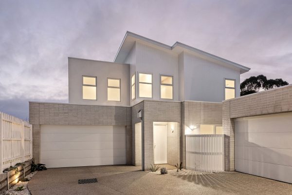 2/32 Wattle Road, MCCRAE VIC 3938