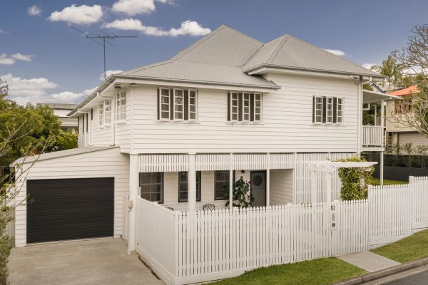 10 Annerley Street, TOOWONG QLD 4066