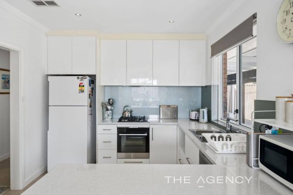576 Beach Road, HAMERSLEY WA 6022