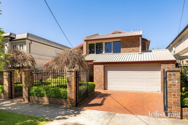 4 Toolangi Road, ALPHINGTON VIC 3078