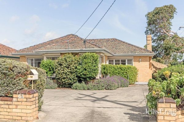 61 Mackie Road, BENTLEIGH EAST VIC 3165