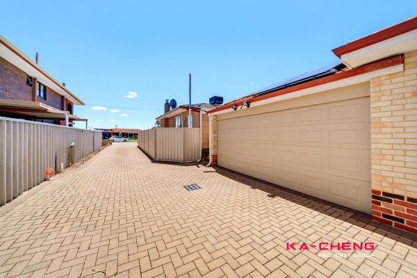 18B Kennington Road, MORLEY WA 6062