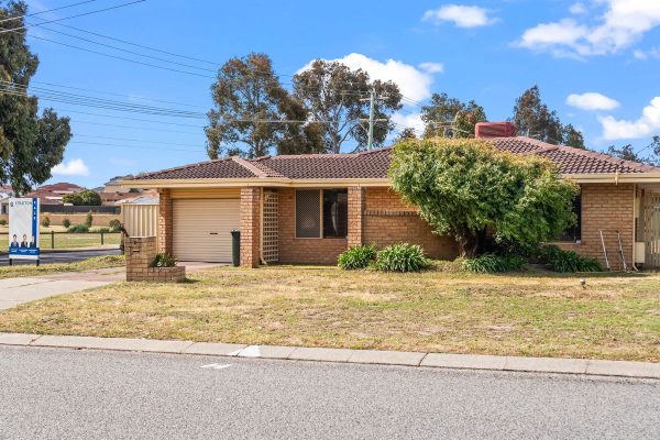 2 Ayres Court, PARKWOOD WA 6147