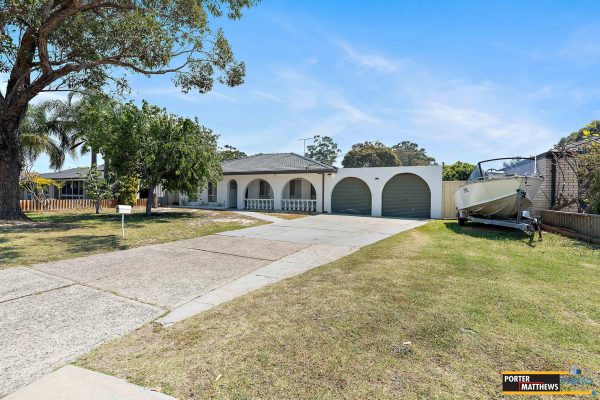 18 Oleander St, MADDINGTON WA 6109