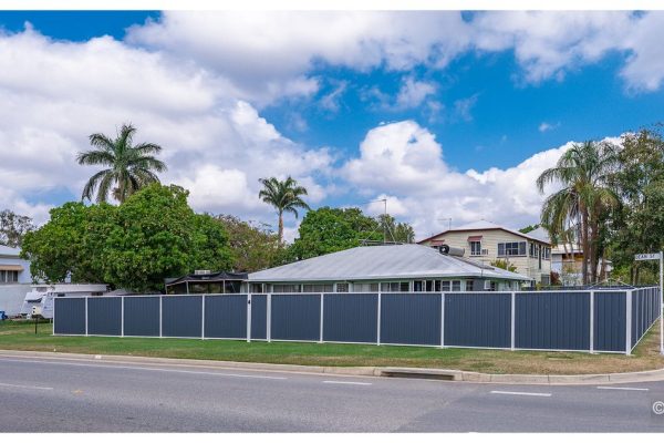 9 Dean Street, BERSERKER QLD 4701