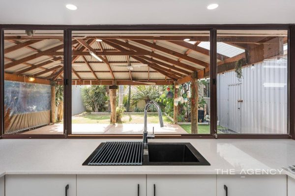 32 Pearson Street, MOUNT TARCOOLA WA 6530