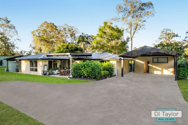 245-247 Mollenhagen Road, STOCKLEIGH QLD 4129