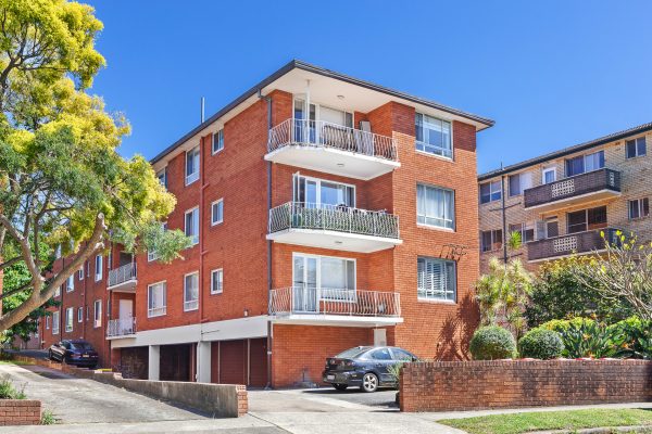 1/27 Wharf Road, GLADESVILLE NSW 2111
