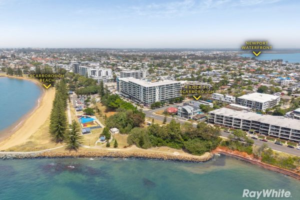4 Rock Street, SCARBOROUGH QLD 4020