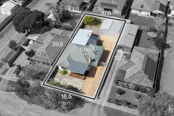 13 Heals Road, MERNDA VIC 3754