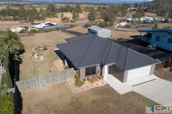 21 Tryhorn Street, GRANTHAM QLD 4347