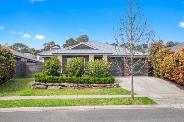 5 Fiora Court, LITTLEHAMPTON SA 5250