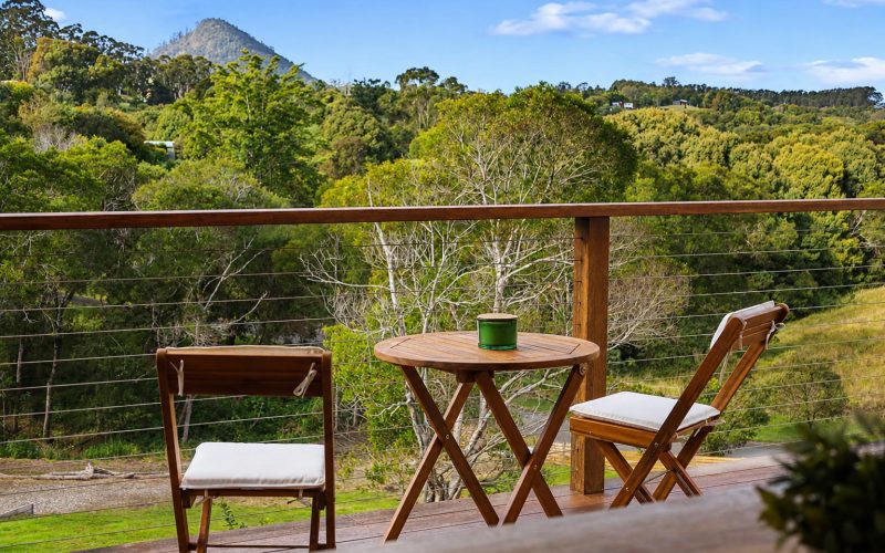 "Two Peaks" - Beautiful 2 acres in Cooran
