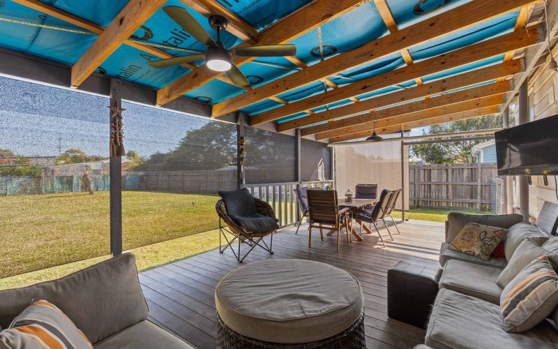 Classic Charm on a Huge 911sqm Block!