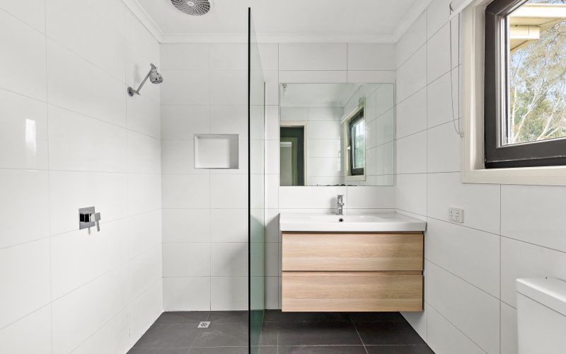Contemporary Townhouse Living with Space, Style & Convenience