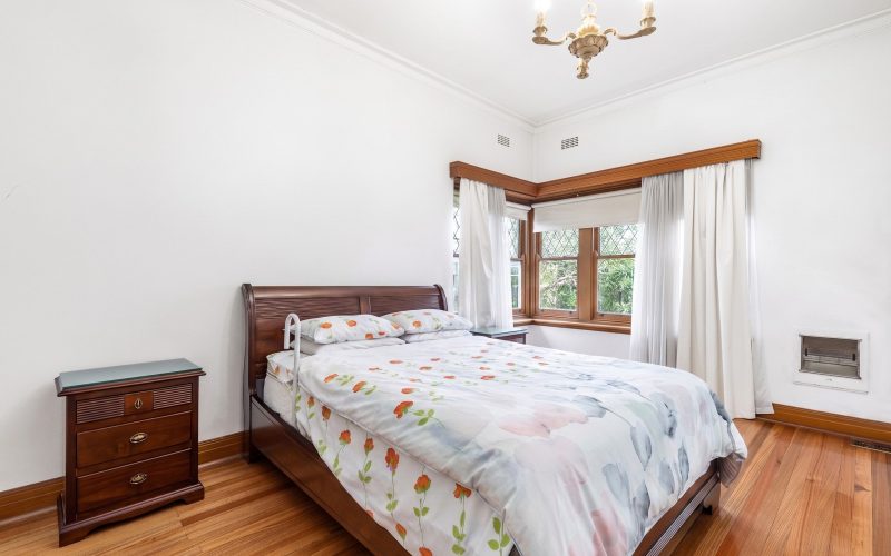 Timeless Tudor Charm, Exceptional Lifestyle Convenience