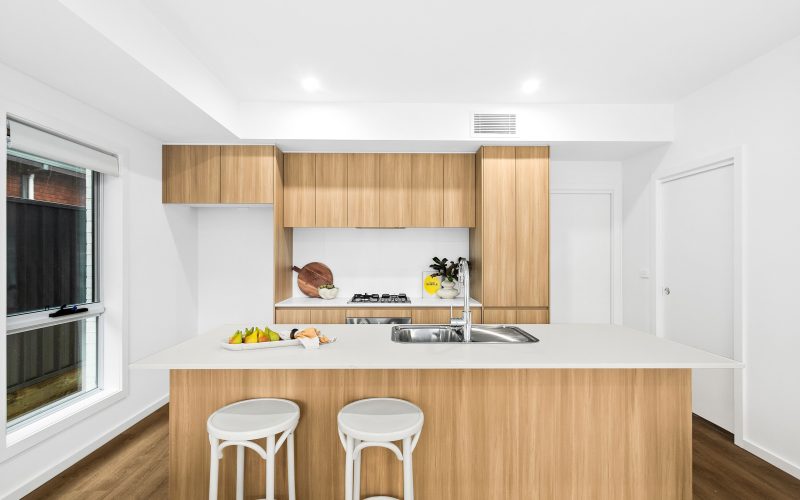 Stylish Boutique Living in the Heart of Oak Flats