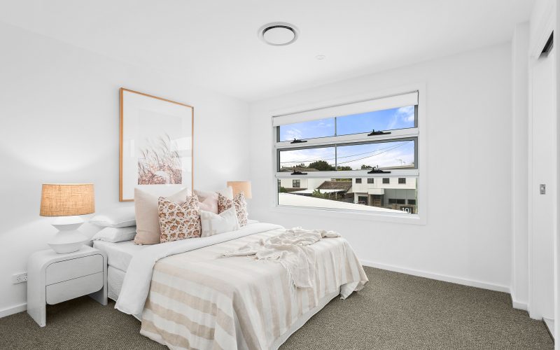 Stylish Boutique Living in the Heart of Oak Flats